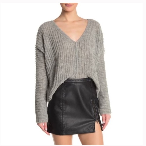 Free People Moonbeam V neck sweater-size Small-gray - Picture 3 of 8